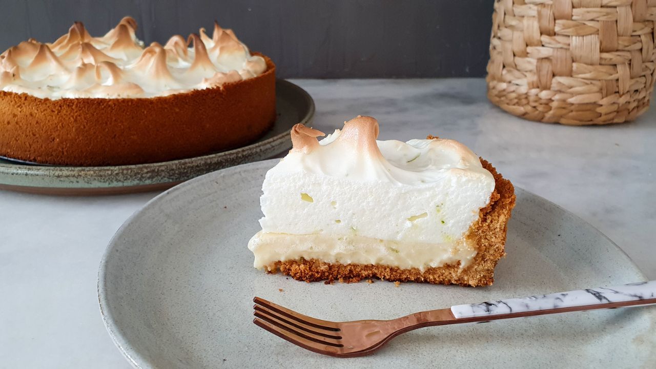 Torta de Limão com Merengue: Fácil e Deliciosa